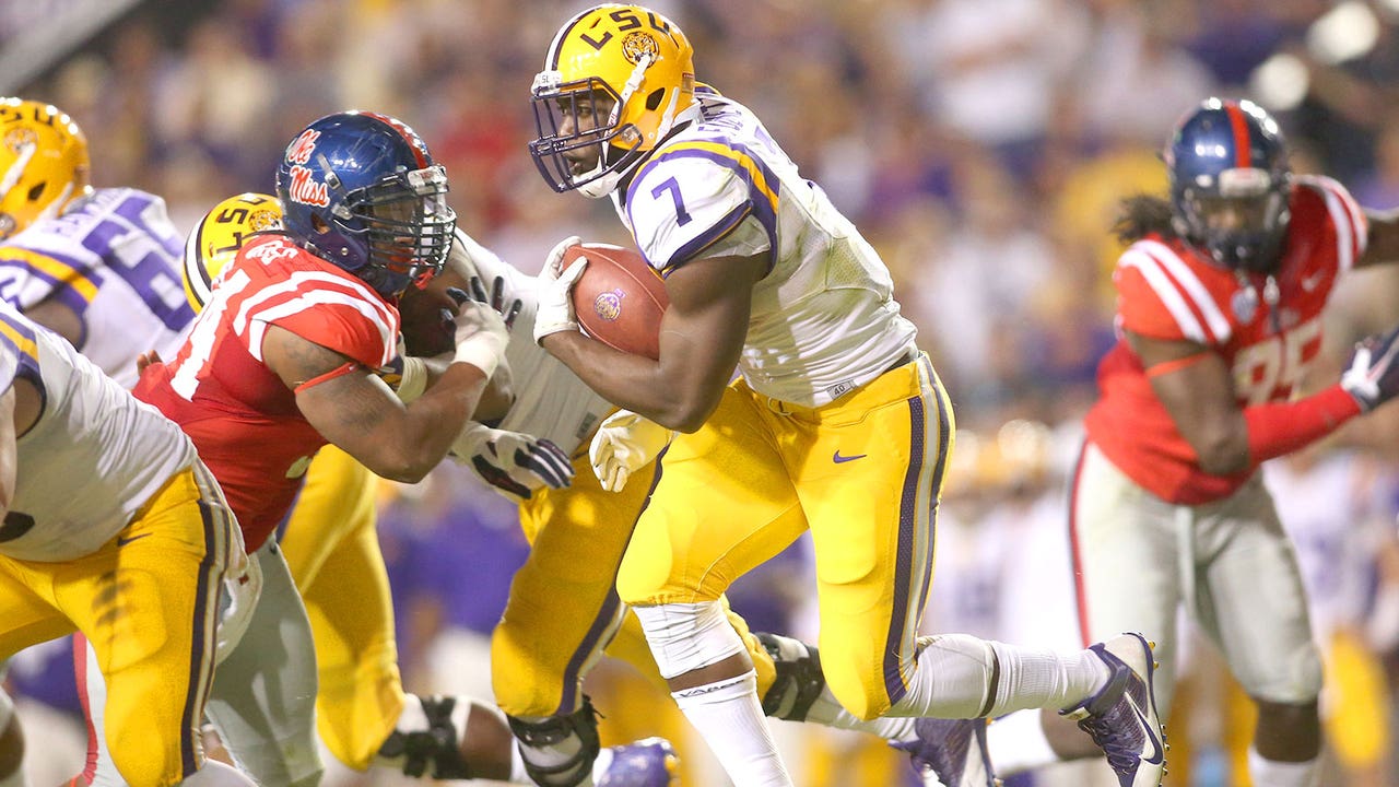 LSU clinches upset of No. 3 Ole Miss with last-second INT
